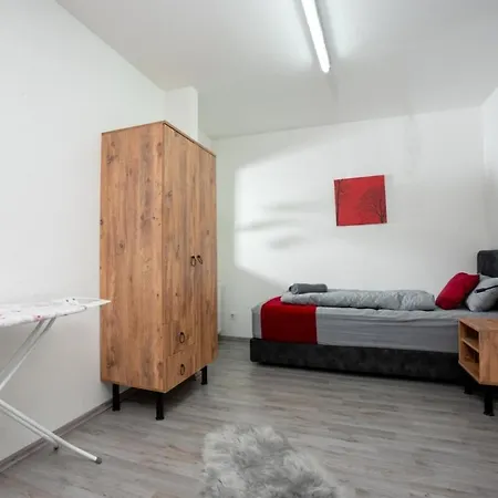 Livemore24 - Space In 24-7 Check-in شقة *